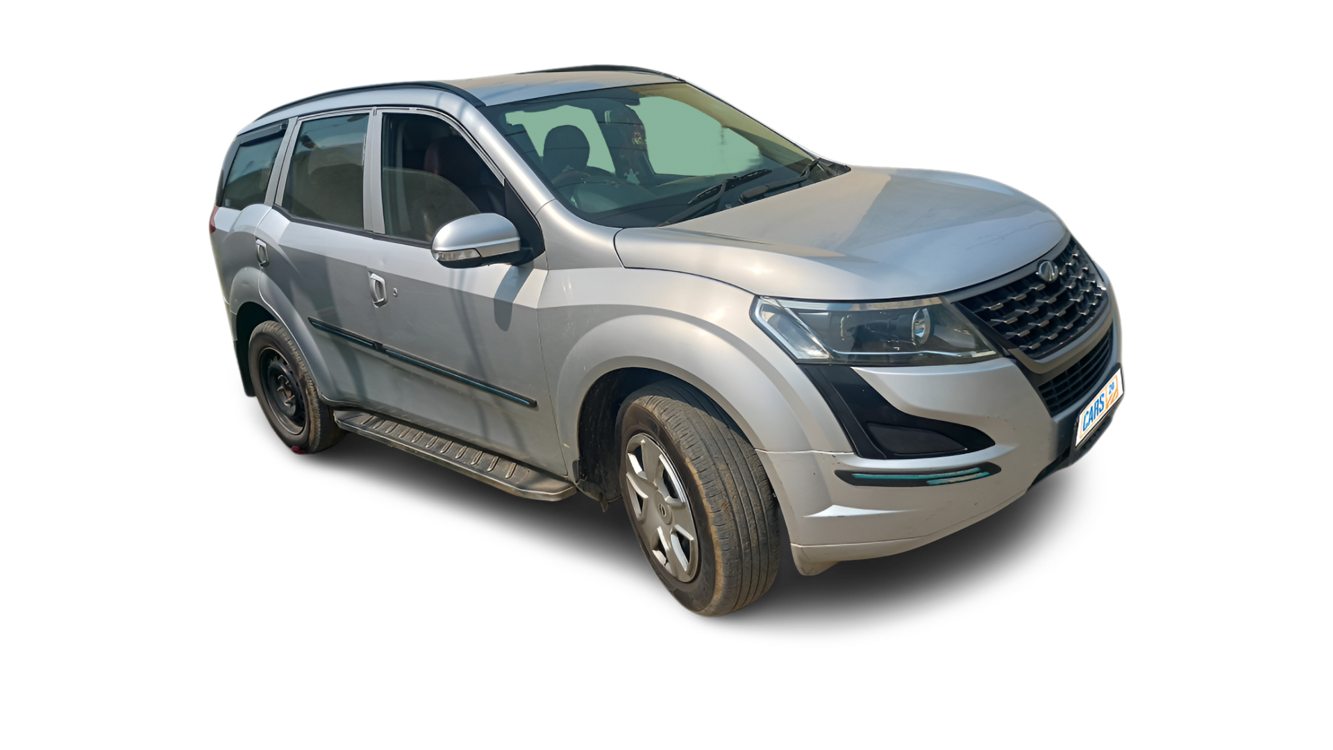 Mahindra XUV500-img